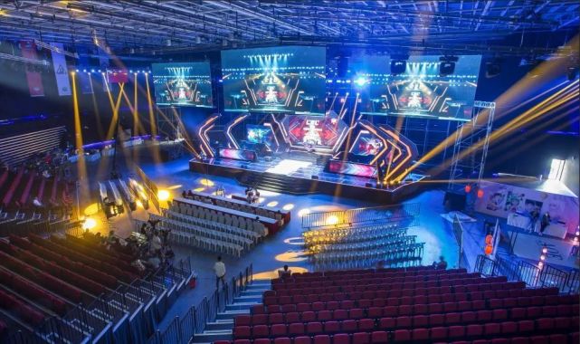 的重重压力 的重重压力