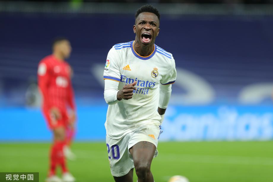 在现代足球 在现代足球