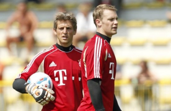 中扛起大旗 中扛起大旗